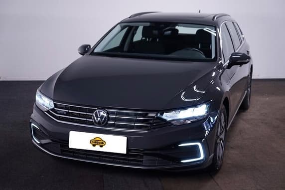 Volkswagen Passat SW GTE 1.4 gte dsg 156 156 AT Plug-in hybrid Petrol Automatic 2021 - 106,252 km