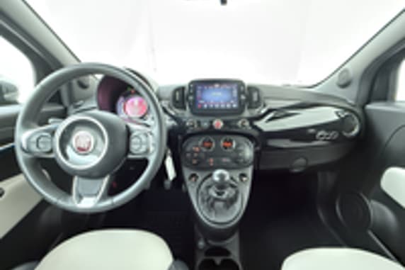 Fiat 500 mild-hybrid dolcevita 70 Mild hybrid petrol Manual 2022 - 68,362 km