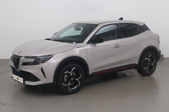 Alfa Romeo Junior 1.2 turbo hybrid ibrida speciale 145 AT Mild-hybride essence Auto. 2025 - 40 353 km
