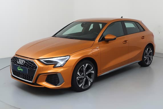 Audi A3 Sportback PHEV 40 tfsie 204 s tronic 6 s line 150 AT Hybride essence rechargeable Auto. 2023 - 47 284 km
