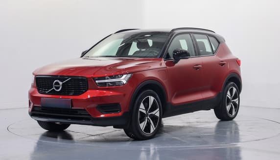 Volvo XC40 PHEV t5 recharge 180+82 ch dct7 - r-design surequipee 1 Hybride essence rechargeable Auto. 2021 - 64 534 km